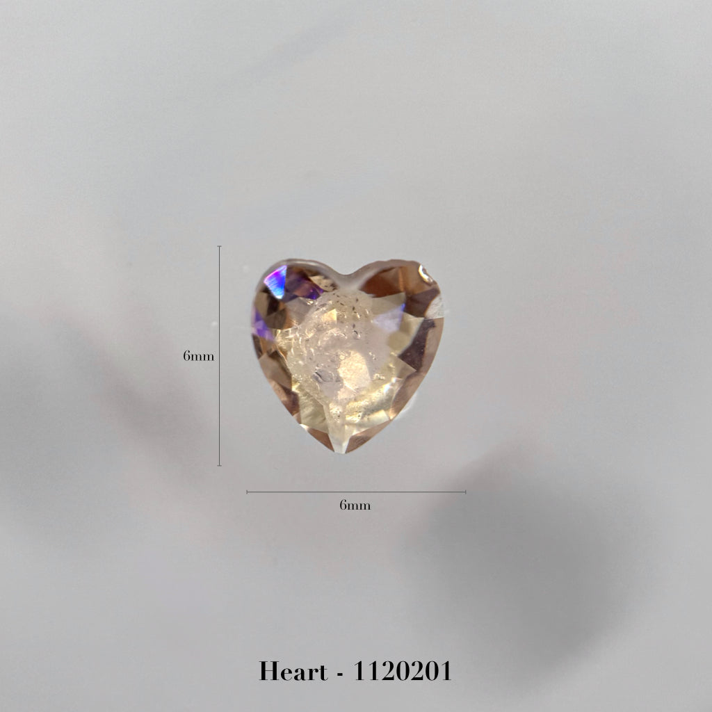 Heart- front small 6×6mm